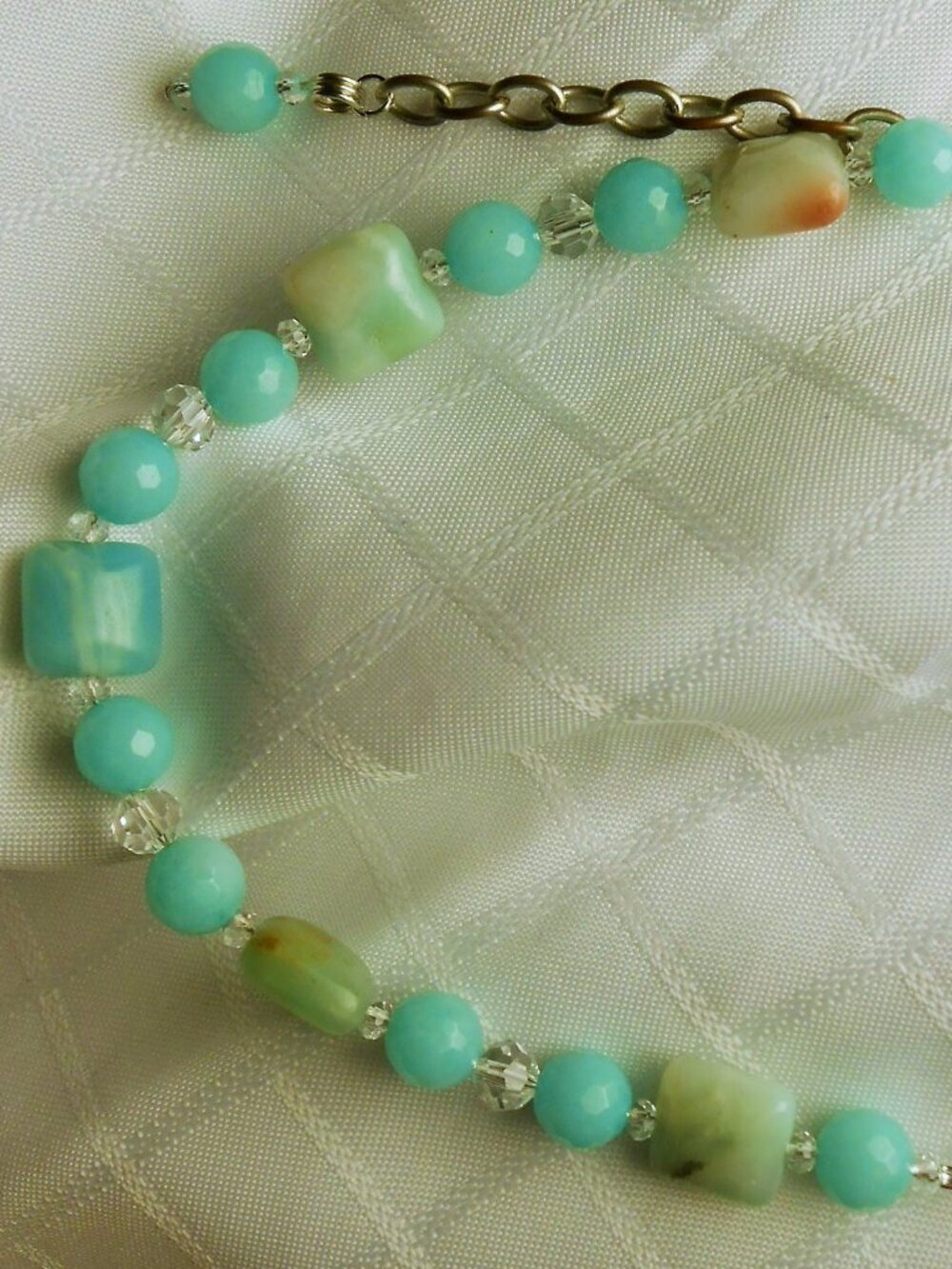 No15 Handmade jewelry set with polished stones: necklace and earrings